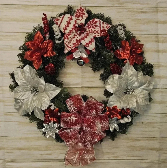Homemade Hanging Christmas wreath with lights - Picture 5 of 11